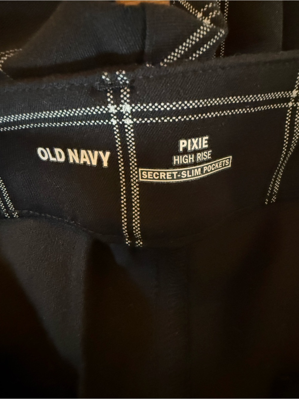 Old Navy Black Windowpane pixie - Picture 4 of 4